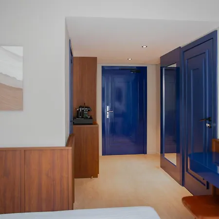 Hotel Leev Miromesnil & 4*